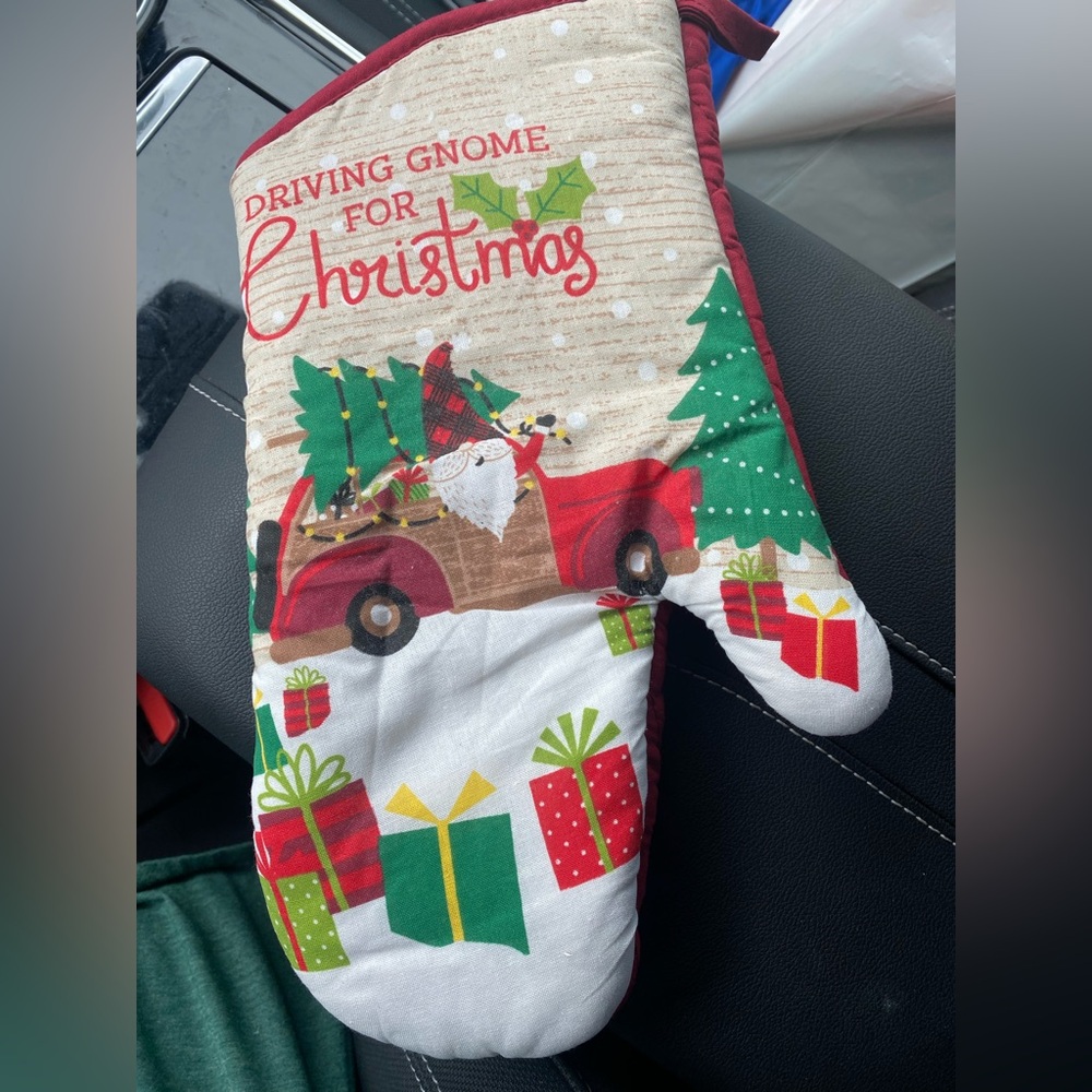 4 pc Christmas Gnomes Kitchen Set